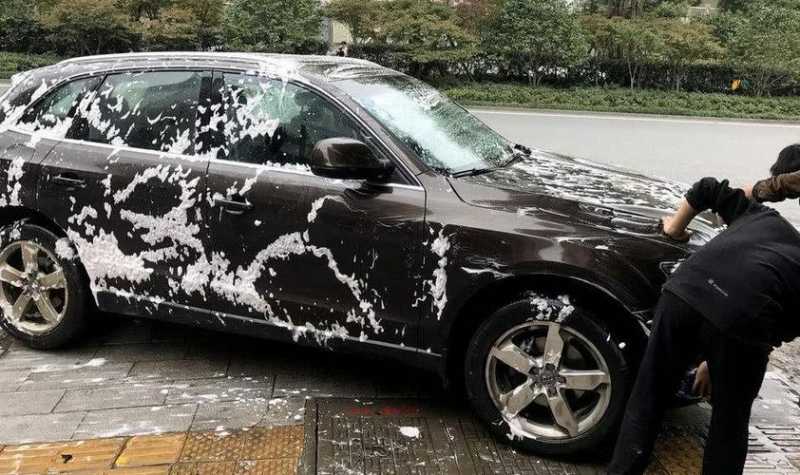 黑色汽车不用洗车吗为什么（黑色车要勤洗吗为什么）
